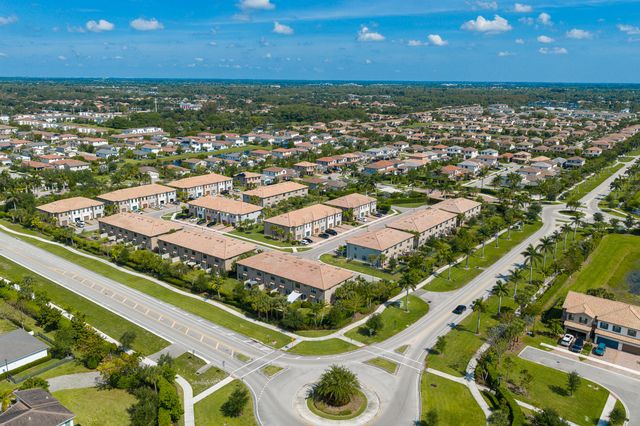 4819 Chantilly Road, Lake Worth, FL 33467