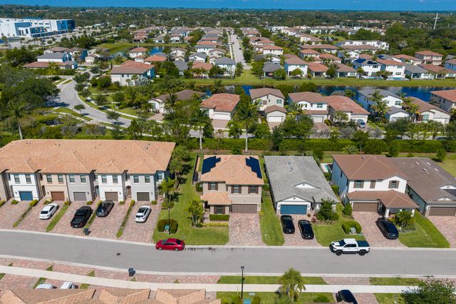 4819 Chantilly Road, Lake Worth, FL 33467