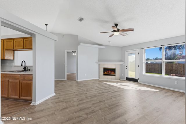 2185 KHAKI Court, Middleburg, FL 32068