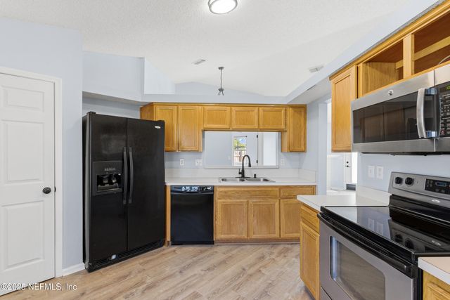 2185 KHAKI Court, Middleburg, FL 32068