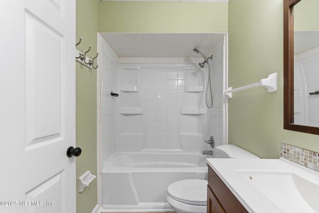 2185 KHAKI Court, Middleburg, FL 32068