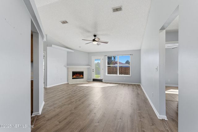 2185 KHAKI Court, Middleburg, FL 32068