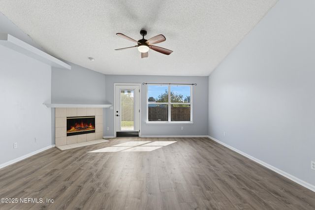 2185 KHAKI Court, Middleburg, FL 32068