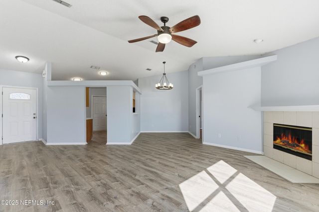 2185 KHAKI Court, Middleburg, FL 32068