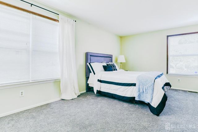 226 Bexley Lane, Piscataway, NJ 08854