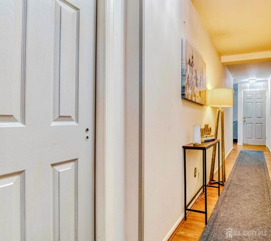 226 Bexley Lane, Piscataway, NJ 08854