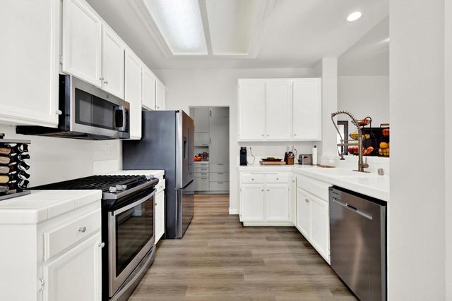 11196 Portobelo Dr, San Diego, CA 92124