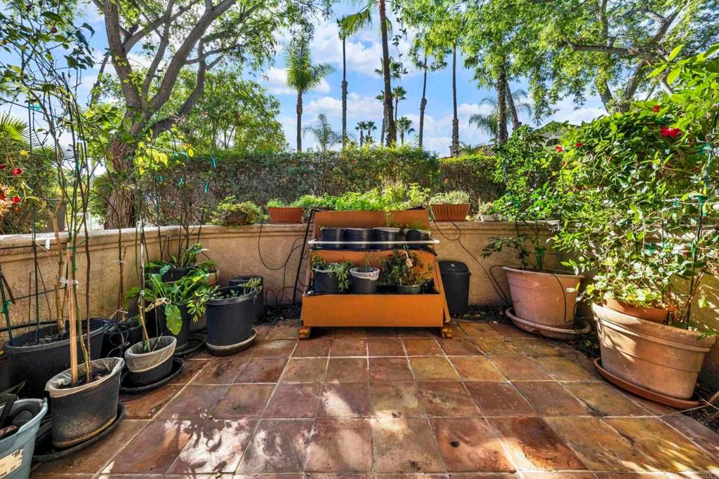 11196 Portobelo Dr, San Diego, CA 92124