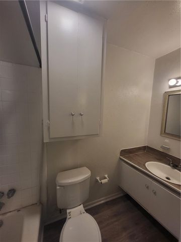 5832 Alameda St D, Corpus Christi, TX 78412