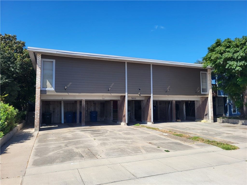 5832 Alameda St D, Corpus Christi, TX 78412