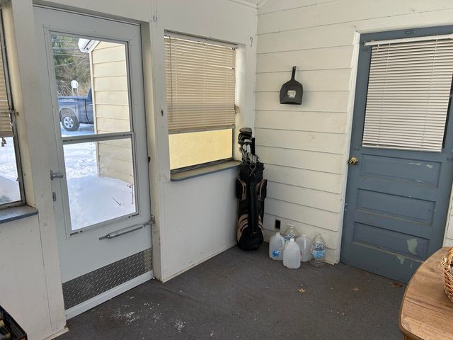 10515 N 12th Street, Plainwell, MI 49080