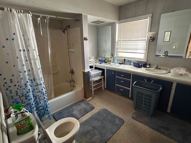 10515 N 12th Street, Plainwell, MI 49080