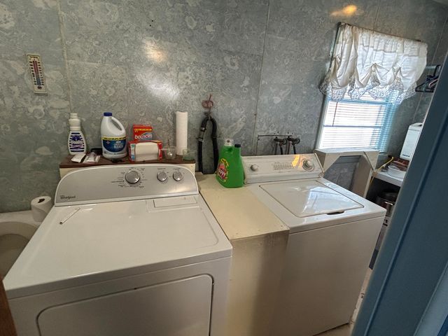 10515 N 12th Street, Plainwell, MI 49080