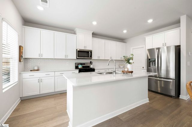 320 Lavinia Circle, Duncan, SC 29334