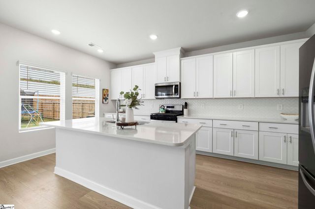320 Lavinia Circle, Duncan, SC 29334