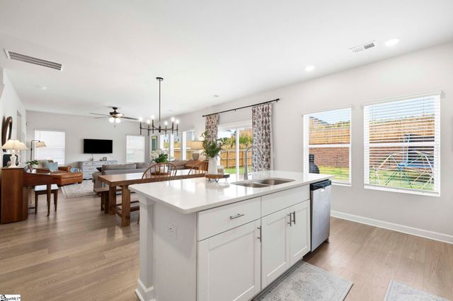 320 Lavinia Circle, Duncan, SC 29334