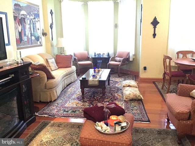 2263 12TH ST NW, Washington, DC 20009