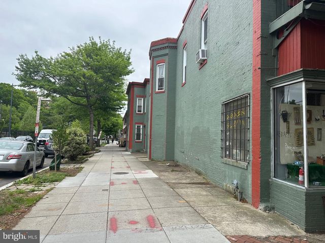 2263 12TH ST NW, Washington, DC 20009