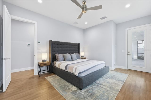 952 LA SALLE AVENUE, Orlando, FL 32803