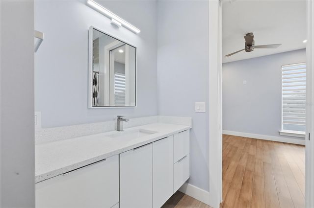 952 LA SALLE AVENUE, Orlando, FL 32803