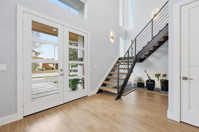 952 LA SALLE AVENUE, Orlando, FL 32803