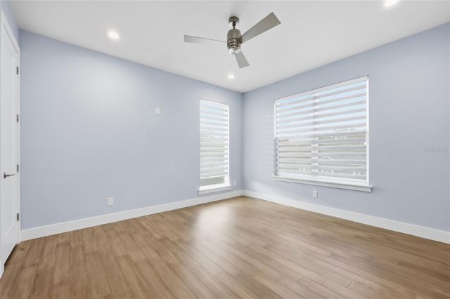 952 LA SALLE AVENUE, Orlando, FL 32803