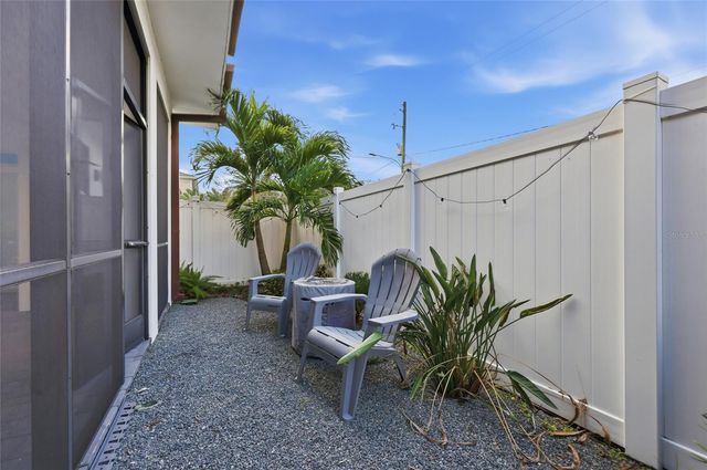 952 LA SALLE AVENUE, Orlando, FL 32803