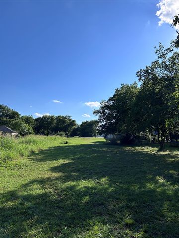4152 Portwood Drive, Lancaster, TX 75134