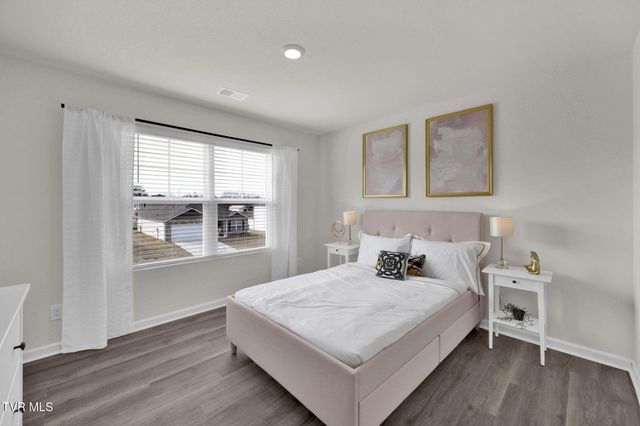 698 Saint Andrews Drive, Kingsport, TN 37664