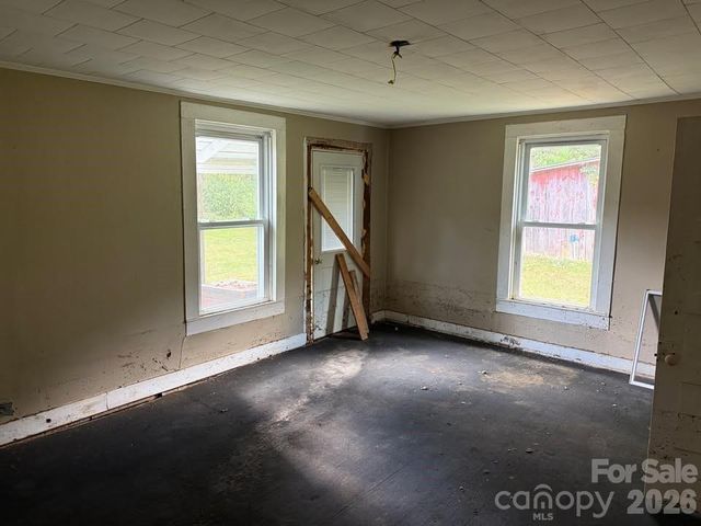 166 Old Helton School Road, Lansing, NC 28643