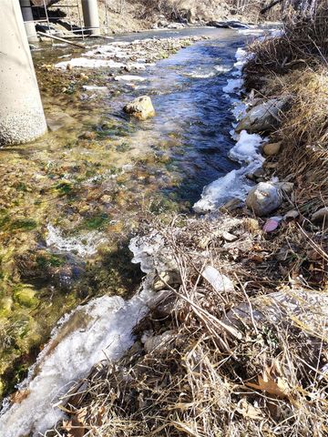 166 Old Helton School Road, Lansing, NC 28643