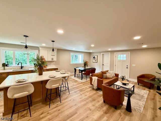 9 Lee Rd, Boonton Twp., NJ 07005