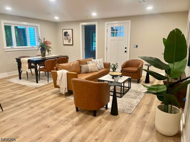 9 Lee Rd, Boonton Twp., NJ 07005