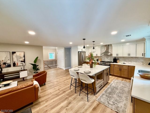 9 Lee Rd, Boonton Twp., NJ 07005