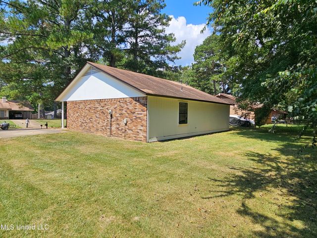 2336 Princess Pine Drive, Jackson, MS 39212