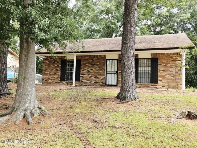 2336 Princess Pine Drive, Jackson, MS 39212