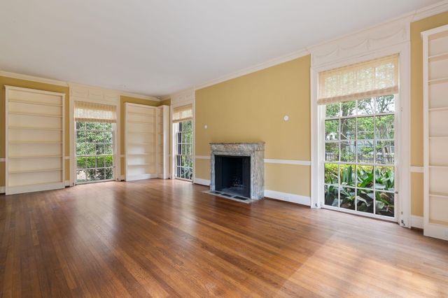 1604 Kirby Drive, Houston, TX 77019