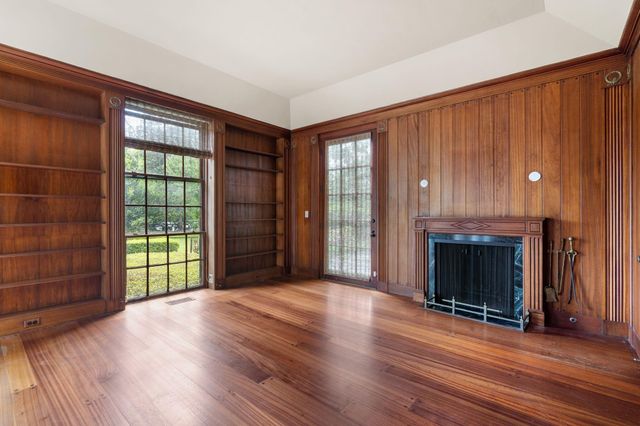 1604 Kirby Drive, Houston, TX 77019
