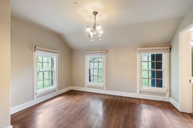 1604 Kirby Drive, Houston, TX 77019