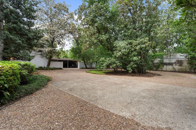 1604 Kirby Drive, Houston, TX 77019