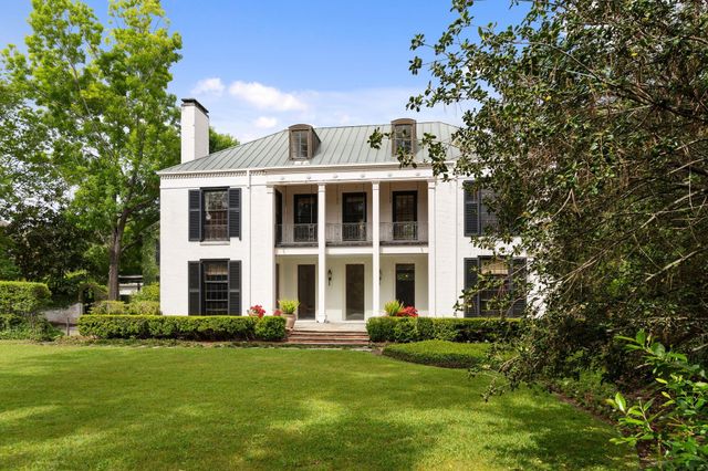 1604 Kirby Drive, Houston, TX 77019