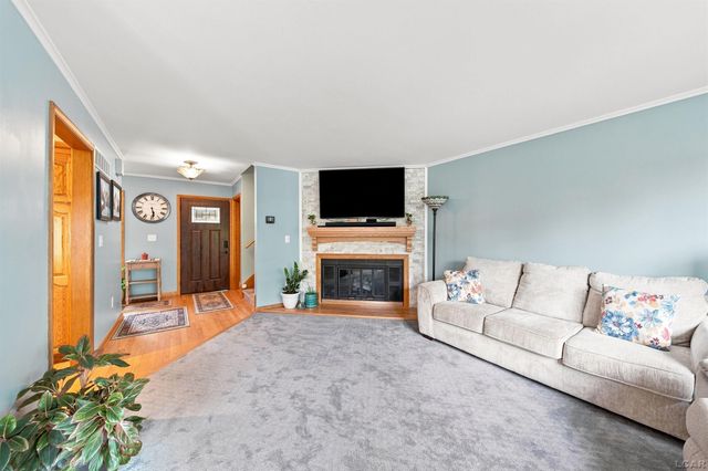 288 Whitlock St Street, Saline, MI 48176