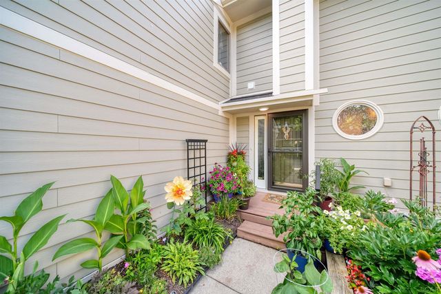 288 Whitlock St Street, Saline, MI 48176