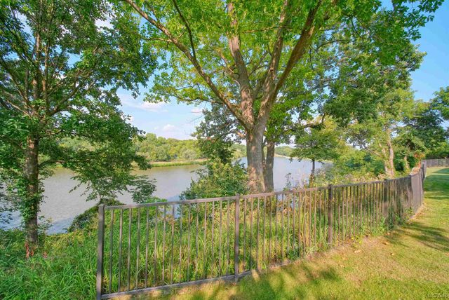 288 Whitlock St Street, Saline, MI 48176