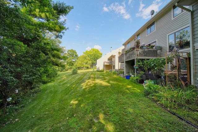 288 Whitlock St Street, Saline, MI 48176