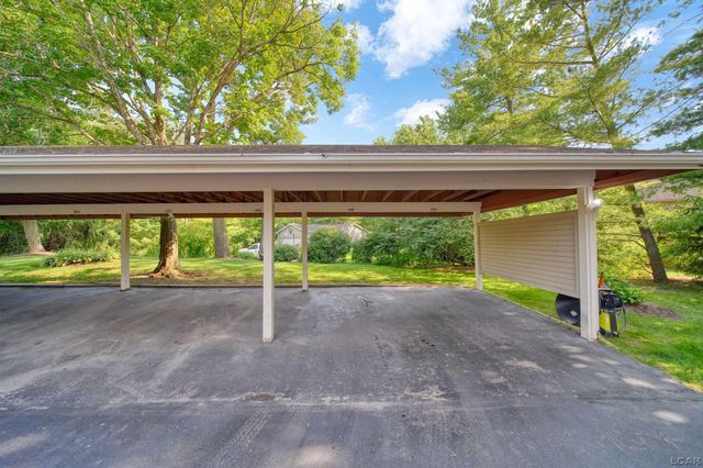 288 Whitlock St Street, Saline, MI 48176