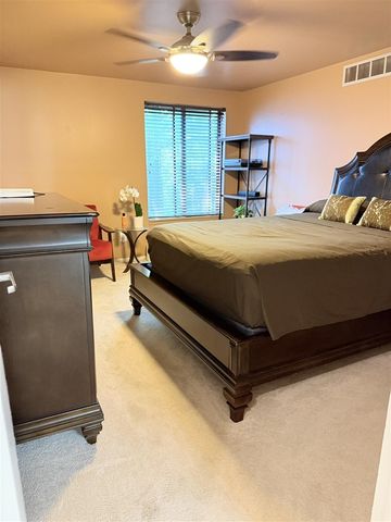 29757 Farmbrook Villa Lane, Southfield, MI 48034