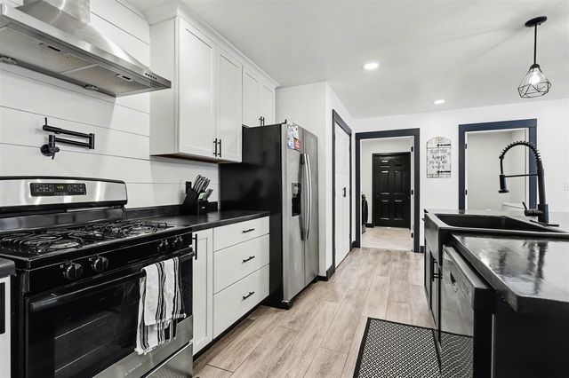 17895 Marl Lake Road, White Pigeon, MI 49099