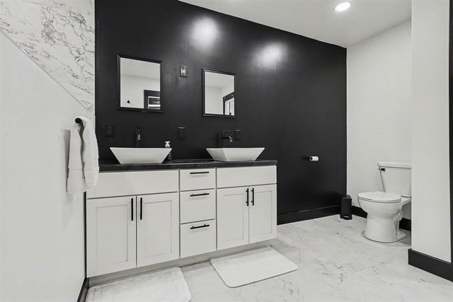 17895 Marl Lake Road, White Pigeon, MI 49099