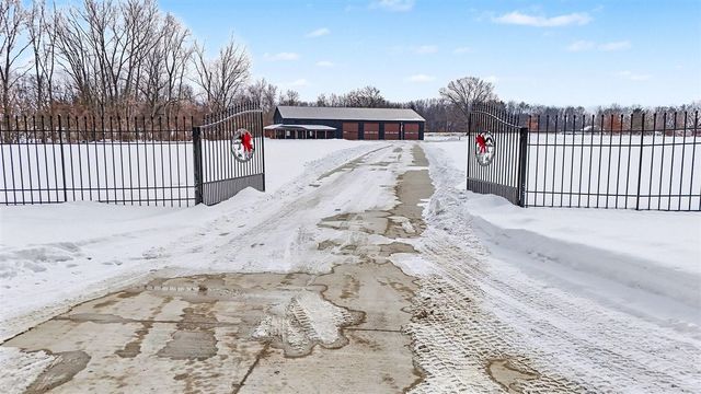 17895 Marl Lake Road, White Pigeon, MI 49099